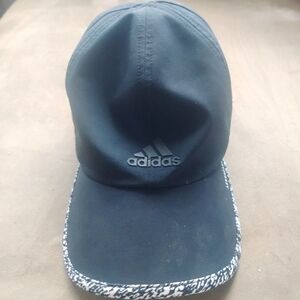 Adidas aeroready hat. Unisex. Adjustable
